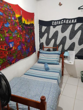 Simple single room Botafogo, Copacabana beach